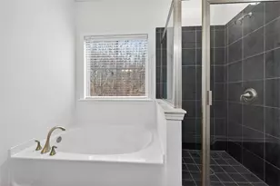 1710 Faulkland Ave NE, Atlanta, GA 30329 - Photo 33