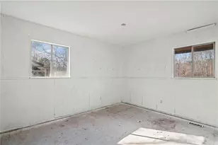 6553 Port a Prince Dr, Forest Park, GA 30297 - Photo 27