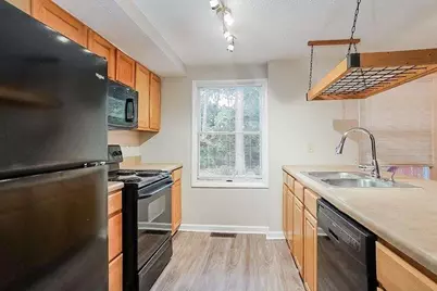 110 Paddock Trail, Peachtree City, GA 30269 - Photo 5