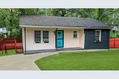 1551 Ferno Drive NW, Atlanta, GA 30318 - Photo 1