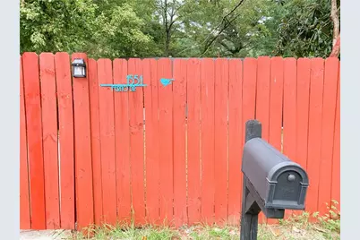 1551 Ferno Drive NW, Atlanta, GA 30318 - Photo 3