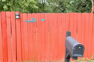 1551 Ferno Dr NW, Atlanta, GA 30318 - Photo 3