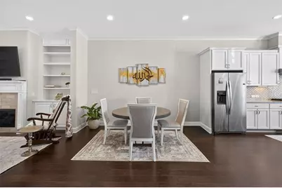 7012 Seneca Court, Roswell, GA 30076 - Photo 5