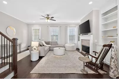 7012 Seneca Court, Roswell, GA 30076 - Photo 7