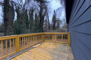 2005 Arlington Cir NW, Atlanta, GA 30318 - Photo 17