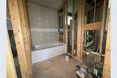 2005 Arlington Circle NW, Atlanta, GA 30318 - Photo 11