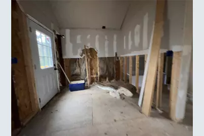 2005 Arlington Circle NW, Atlanta, GA 30318 - Photo 9