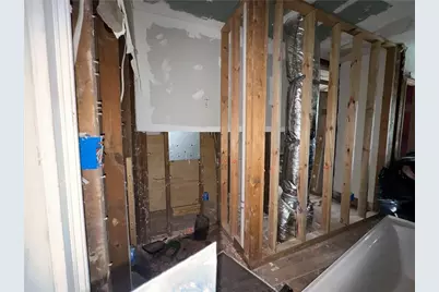 2005 Arlington Circle NW, Atlanta, GA 30318 - Photo 5