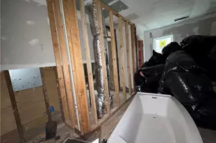 2005 Arlington Cir NW, Atlanta, GA 30318 - Photo 5