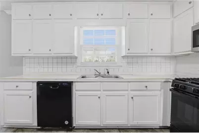 2341 Waterford Lane, Snellville, GA 30078 - Photo 11