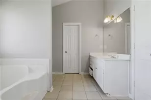 2341 Waterford Ln, Snellville, GA 30078 - Photo 31