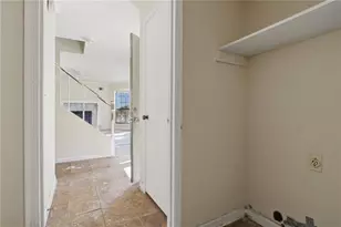 5452 Forest Path Ct, Stone Mountain, GA 30088 - Photo 9