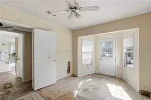 5452 Forest Path Ct, Stone Mountain, GA 30088 - Photo 19