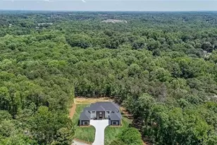 2843 N Bogan Rd, Buford, GA 30519 - Photo 3