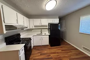 8117 Attleboro Dr, Jonesboro, GA 30238 - Photo 3