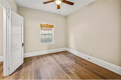 684 S Elizabeth Place NW, Atlanta, GA 30318 - Photo 9