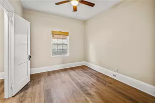 684 S Elizabeth Pl NW, Atlanta, GA 30318 - Photo 9