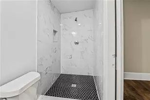 684 S Elizabeth Pl NW, Atlanta, GA 30318 - Photo 11