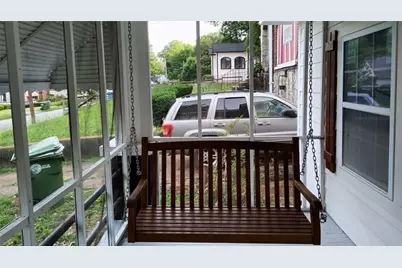 684 S Elizabeth Place NW, Atlanta, GA 30318 - Photo 3