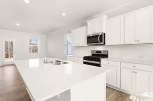 88 King Village, Braselton, GA 30517 - Photo 9