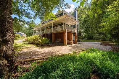 1746 Malachi Court, Loganville, GA 30052 - Photo 3