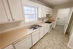 350 Lambert Overlook Cir, Carrollton, GA 30117 - Photo 11