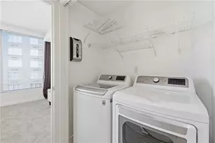 3338 Peachtree Rd NE, Atlanta, GA 30326 - Photo 21