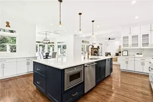 111 Cherry Hill Dr, Marietta, GA 30067 - Photo 9