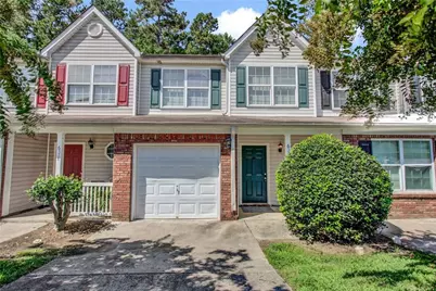 6320 Hickory Lane Circle, Union City, GA 30291 - Photo 1