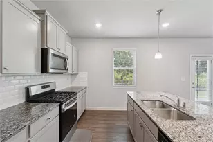 3604 Wartrace Dr, Atlanta, GA 30331 - Photo 9