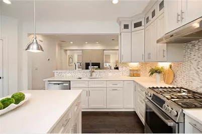 545 Canton Walk, Roswell, GA 30075 - Photo 27