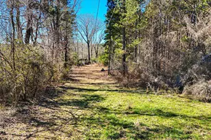 1013 Veterans Pkwy, Barnesville, GA 30204 - Photo 9