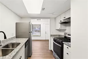 3867 Moran Way, Peachtree Corners, GA 30092 - Photo 7