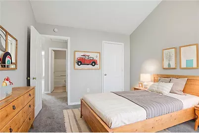 9553 Lakeview Circle, Union City, GA 30291 - Photo 7