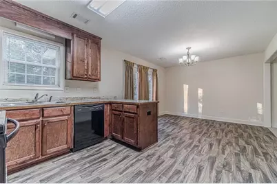 583 Embassy Walk, Winder, GA 30680 - Photo 15