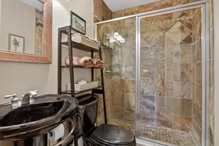 1812 Buckhead Valley Ln NE, Atlanta, GA 30324 - Photo 49