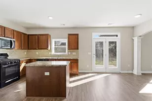 7366 Poppy Way, Union City, GA 30291 - Photo 15