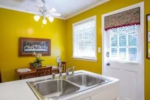 381 10th St NE, Atlanta, GA 30309 - Photo 9