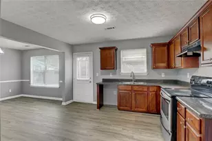 4390 Rock Valley Dr, Forest Park, GA 30297 - Photo 13
