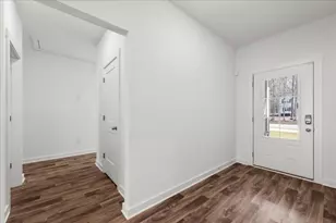 526 Lillian Way, Statham, GA 30666 - Photo 5