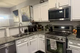 3110 Spicy Cedar Ln, Stonecrest, GA 30038 - Photo 9