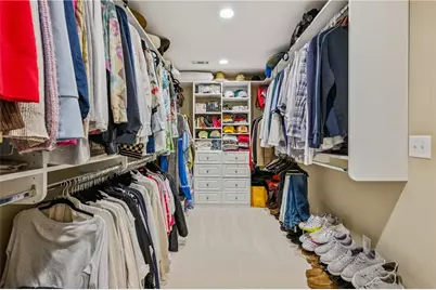 859 Stovall Boulevard NE, Atlanta, GA 30342 - Photo 23