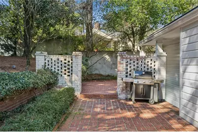 859 Stovall Boulevard NE, Atlanta, GA 30342 - Photo 35