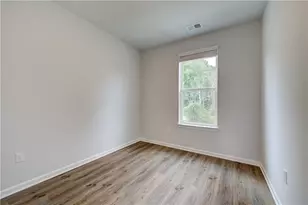 305 Daybreak Ln, Newnan, GA 30265 - Photo 17