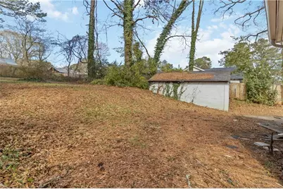 2401 Judson Ave, East Point, GA 30344 - Photo 17