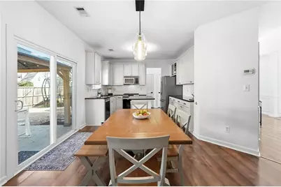 2390 Lunetta Lane, Alpharetta, GA 30004 - Photo 9