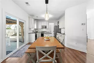 2390 Lunetta Ln, Alpharetta, GA 30004 - Photo 9