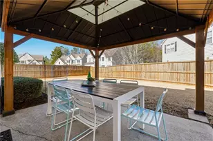 2390 Lunetta Ln, Alpharetta, GA 30004 - Photo 19