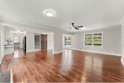 2979 Overwood Lane, Snellville, GA 30078 - Photo 9