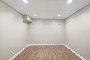 210 Ivey Oaks Way, Roswell, GA 30076 - Photo 35